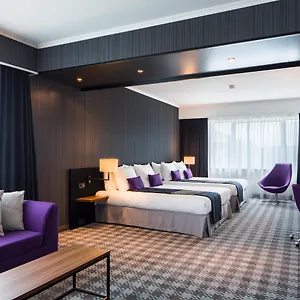 radisson-blu-hotel-amsterdam-airport.ihotelsrotterdam.com/
