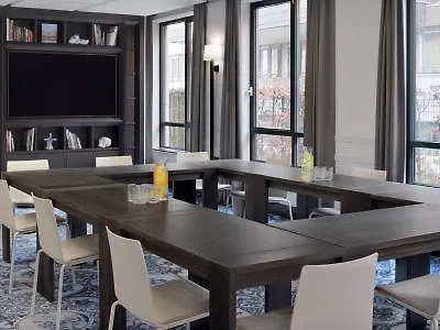 Moevenpick Hotel Гаага 4*,