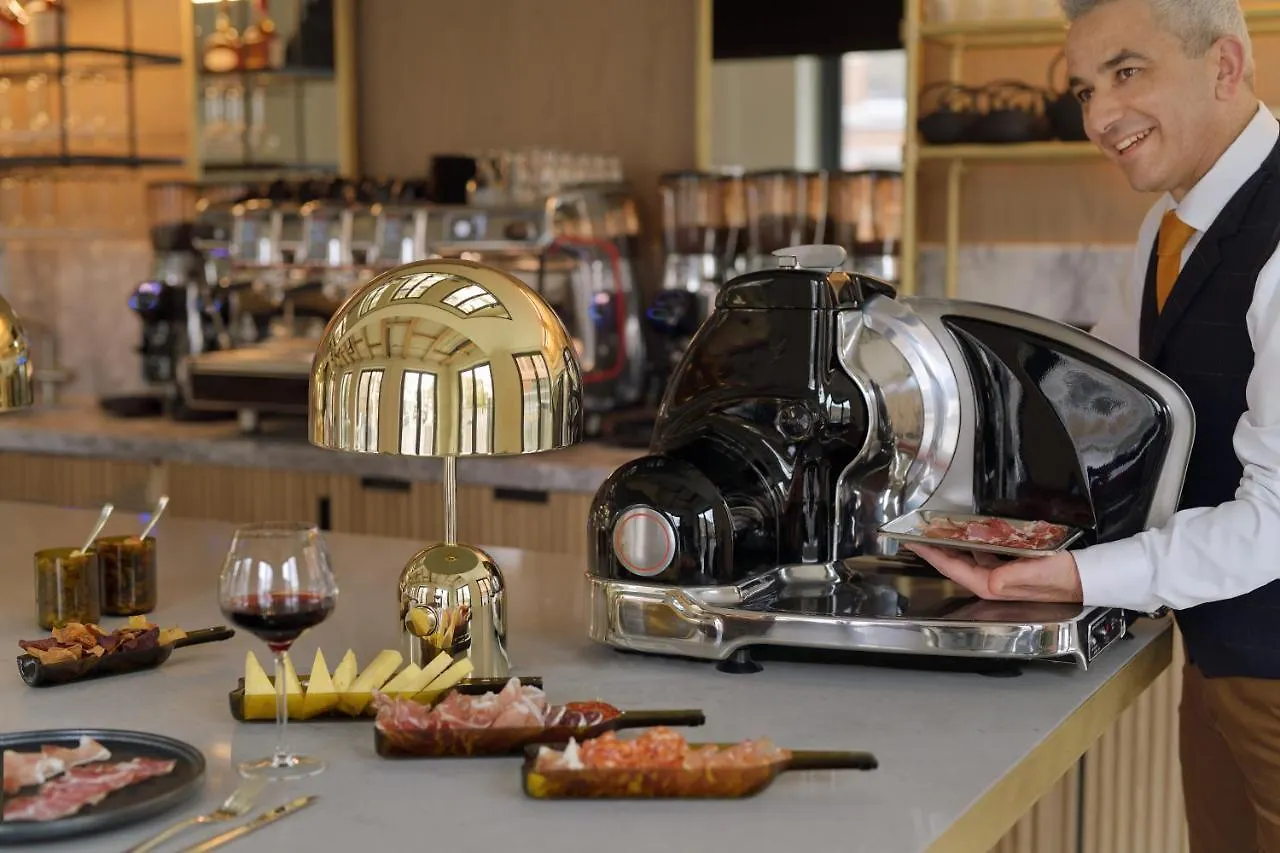 Moevenpick Hotel لاهاي